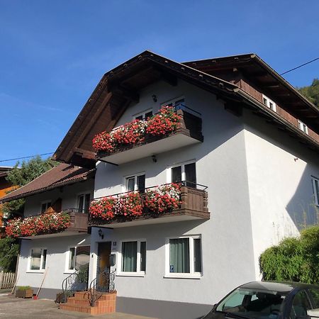 Appartement Brettljause Ferienhaus Fuenf Sinne Döbriach Exteriör bild