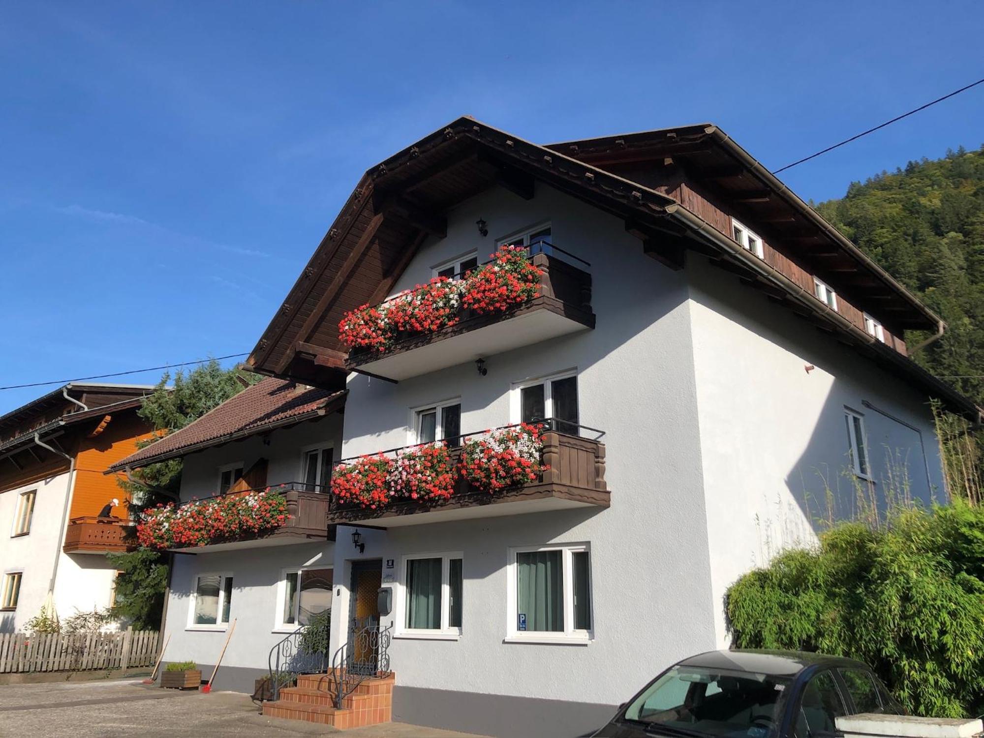 Appartement Brettljause Ferienhaus Fuenf Sinne Döbriach Exteriör bild