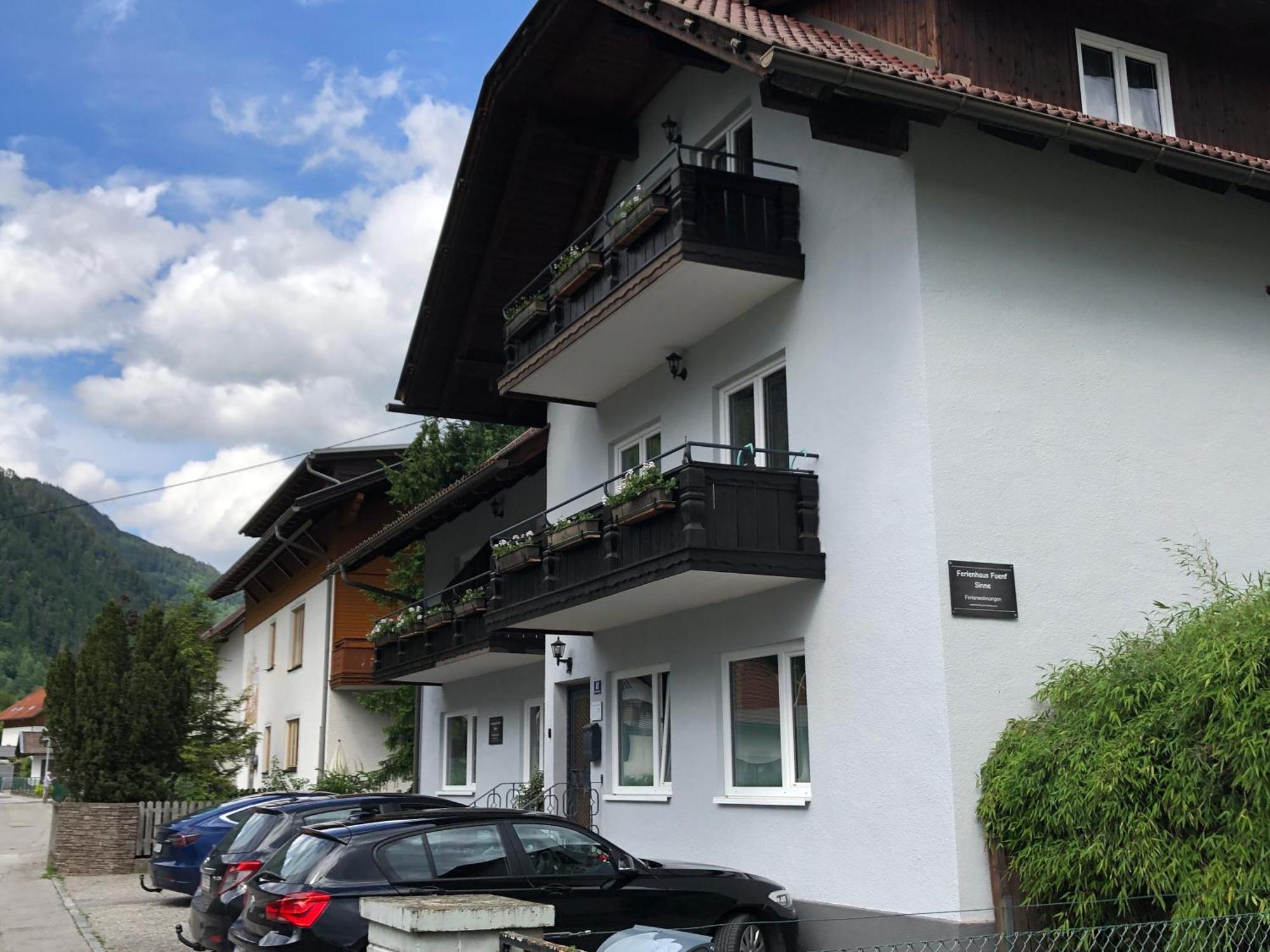 Appartement Brettljause Ferienhaus Fuenf Sinne Döbriach Exteriör bild