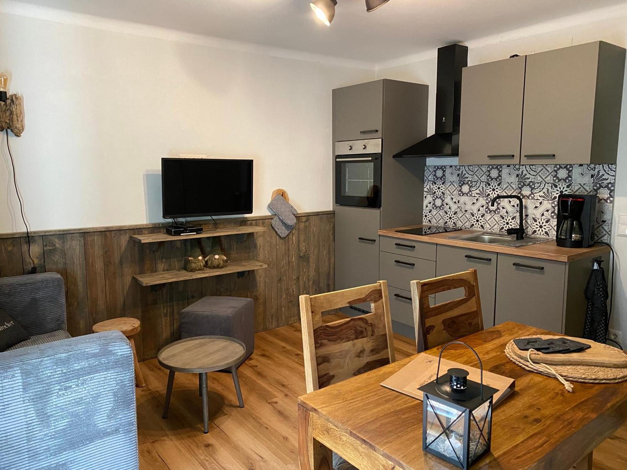 Appartement Brettljause Ferienhaus Fuenf Sinne Döbriach Exteriör bild